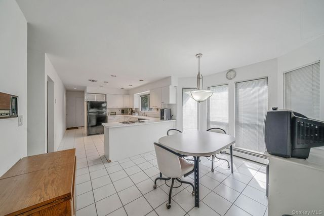 10 Lily Drive, South Setauket, NY 11720