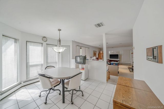 10 Lily Drive, South Setauket, NY 11720