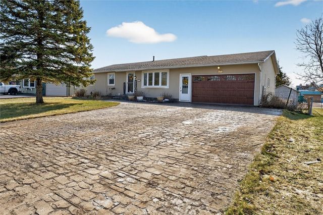 9 Cold Spring Circle, Gates, NY 14624