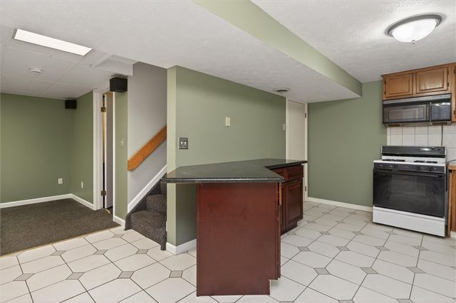 9 Cold Spring Circle, Gates, NY 14624