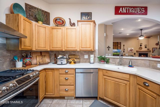 4035 Pepper Post Avenue, Las Cruces, NM 88011