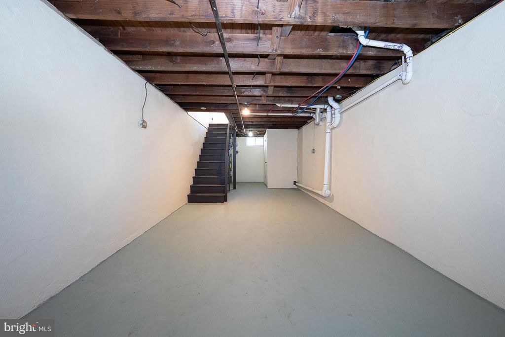 2900 E COUNTY LINE RD, Hatboro, PA 19040