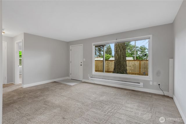 1812 S Sprague Avenue, Tacoma, WA 98405