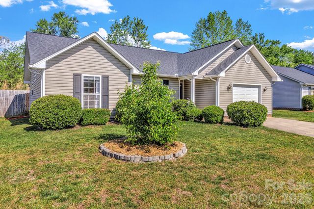 58 S Sunberry Trail, Fletcher, NC 28732