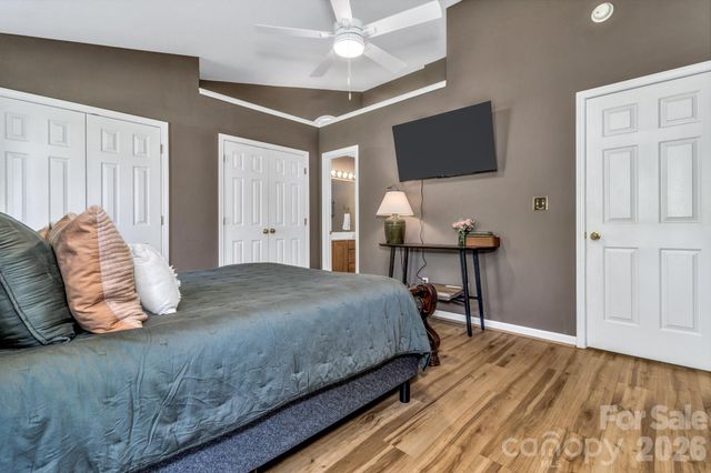 58 S Sunberry Trail, Fletcher, NC 28732