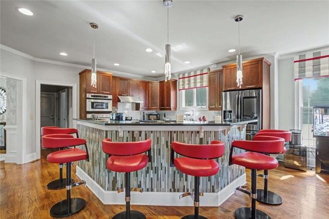 2709 Rustling Pines NE Court, Marietta, GA 30062