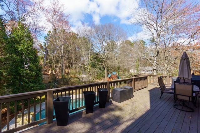 2709 Rustling Pines NE Court, Marietta, GA 30062