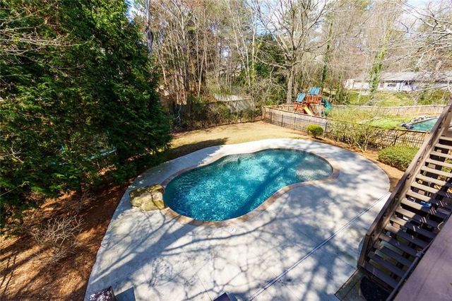 2709 Rustling Pines NE Court, Marietta, GA 30062