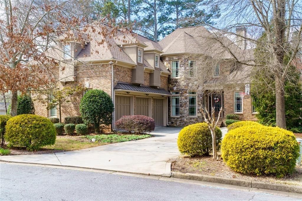 2709 Rustling Pines NE Court, Marietta, GA 30062