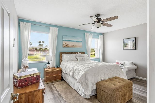 255 Grand Royale Circle 206, Vero Beach, FL 32962