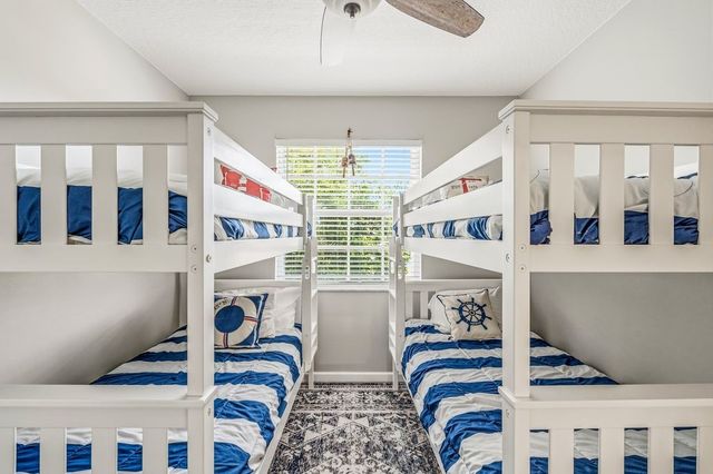 255 Grand Royale Circle 206, Vero Beach, FL 32962