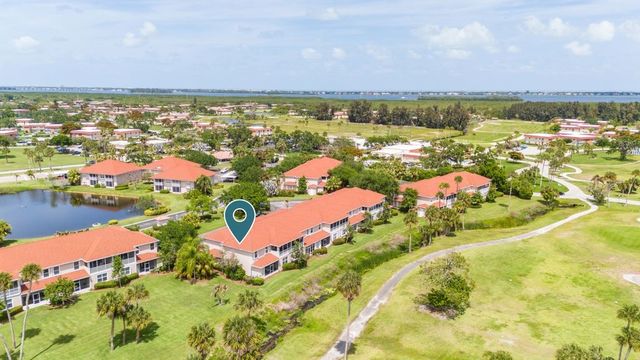 255 Grand Royale Circle 206, Vero Beach, FL 32962