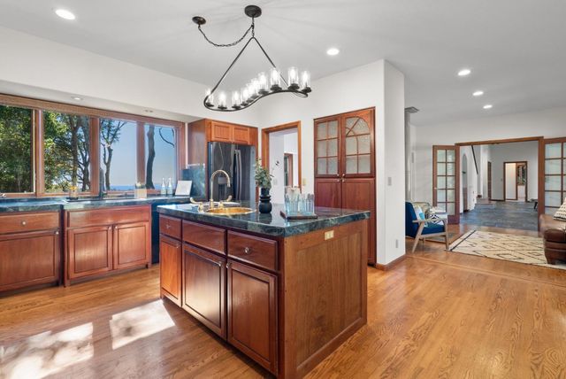 625 Quail Run Road, Aptos, CA 95003