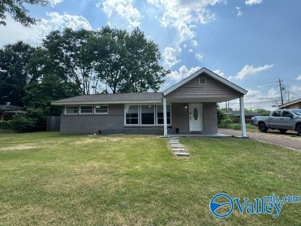 2810 Hillsboro Road SW, Huntsville, AL 35805