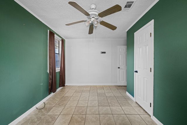 39 Will Kelly Avenue, Defuniak Springs, FL 32433