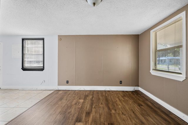 39 Will Kelly Avenue, Defuniak Springs, FL 32433