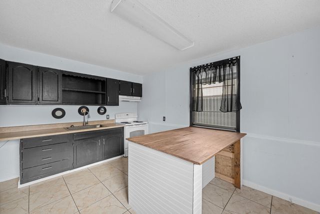 39 Will Kelly Avenue, Defuniak Springs, FL 32433