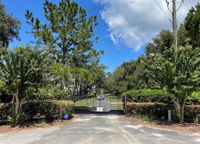 400 CARMAN DRIVE, Leesburg, FL 34748