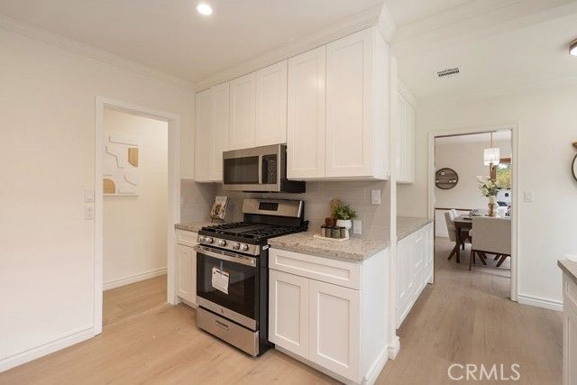2070 El Sereno, Pasadena, CA 91103