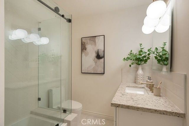 2070 El Sereno, Pasadena, CA 91103