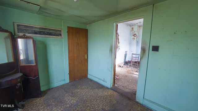 104 Lakeview Street, Bristol, TN 37620