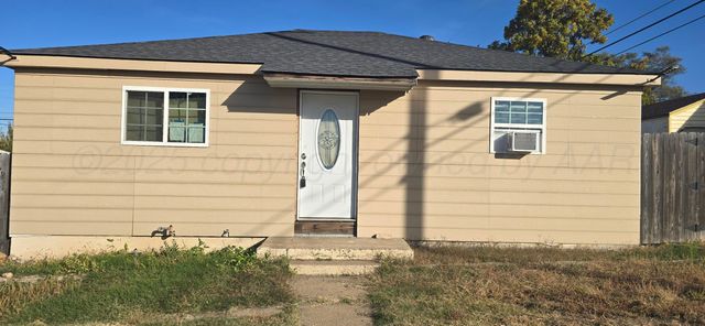 904 Elmore Street, Borger, TX 79007