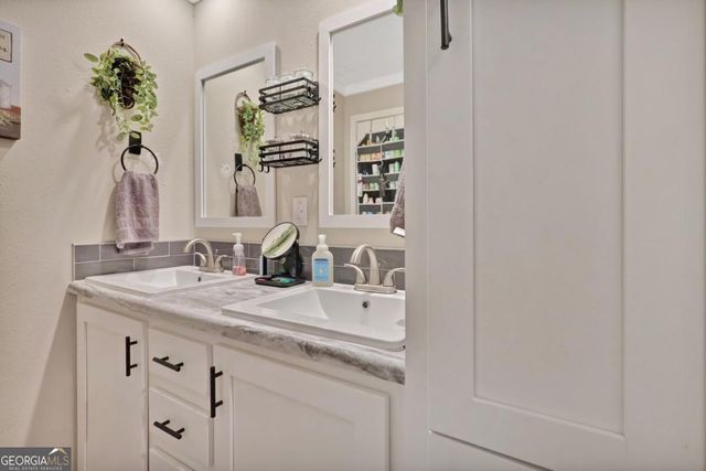 2505 Odum Road South, Odum, GA 31555