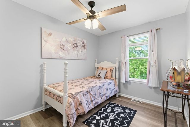 219 STIRRUP RD, Swedesboro, NJ 08085