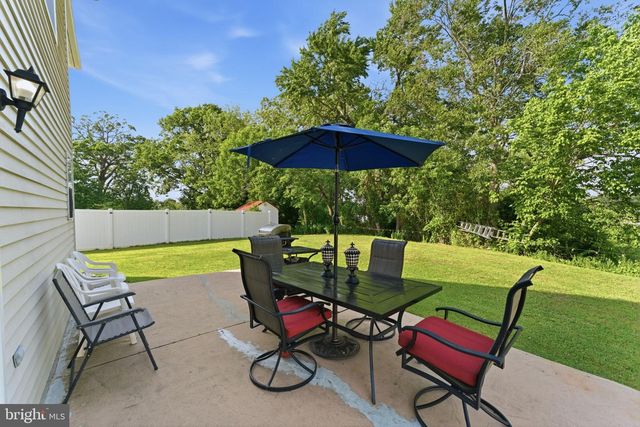 219 STIRRUP RD, Swedesboro, NJ 08085