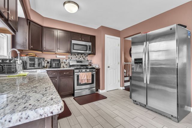 7503 161st Place, Tinley Park, IL 60477