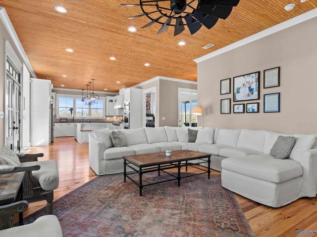 14879 Gordon Road, Athens, AL 35611