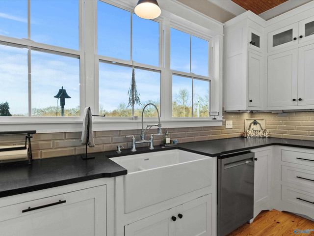 14879 Gordon Road, Athens, AL 35611