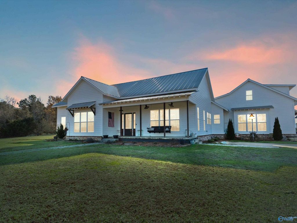 14879 Gordon Road, Athens, AL 35611