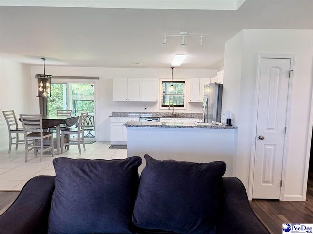 4052 Milan Rd, Florence, SC 29506