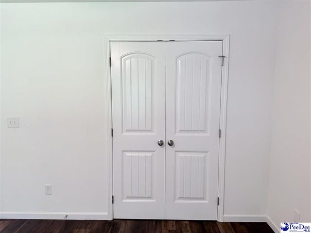 4052 Milan Rd, Florence, SC 29506