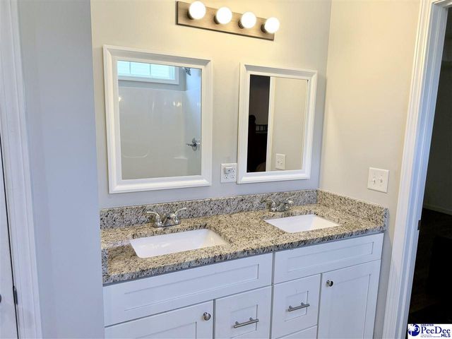 4052 Milan Rd, Florence, SC 29506