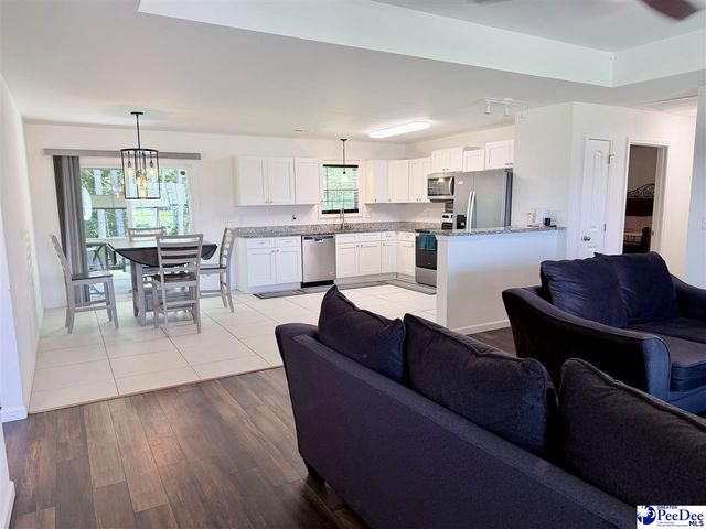 4052 Milan Rd, Florence, SC 29506