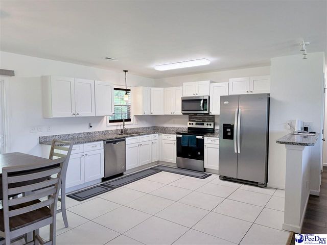 4052 Milan Rd, Florence, SC 29506