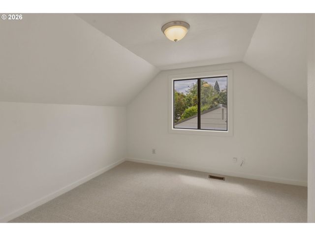 1572 MCKINLEY Ct, Eugene, OR 97402