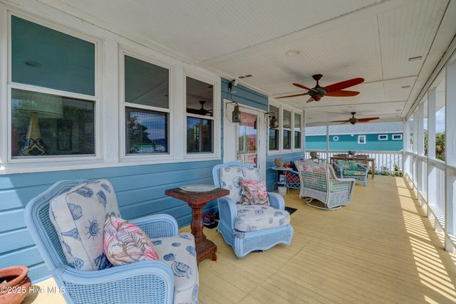 928 General Whiting Boulevard, Kure Beach, NC 28449