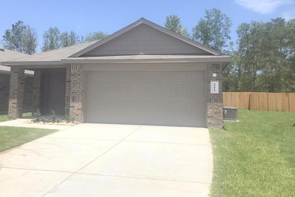 16817 Lonely Pines, Conroe, TX 77302