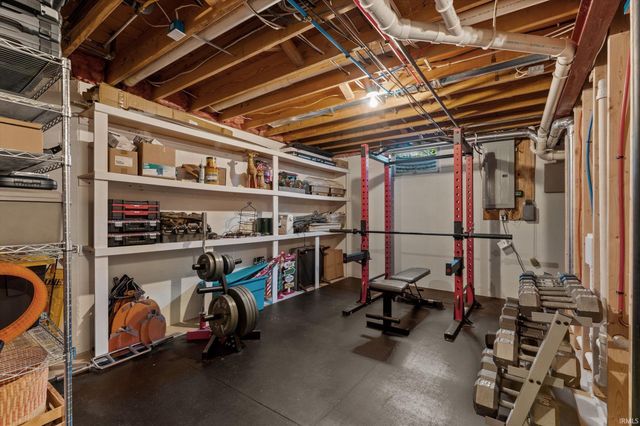 51469 Autumn Ridge Drive, Granger, IN 46530