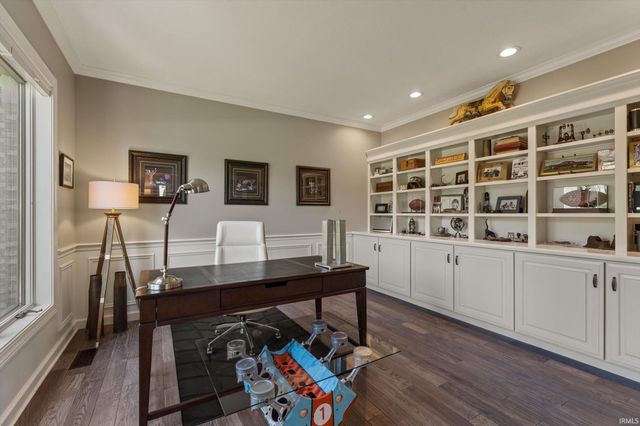 51469 Autumn Ridge Drive, Granger, IN 46530