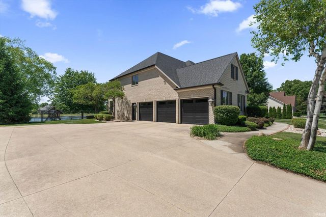 51469 Autumn Ridge Drive, Granger, IN 46530