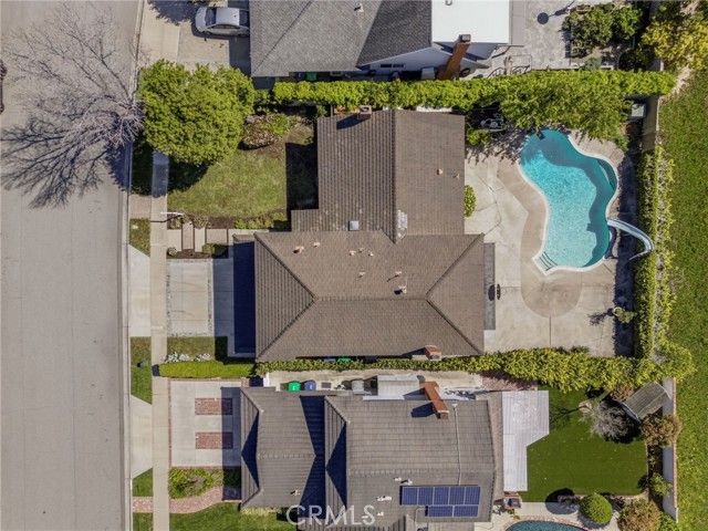 2021 Swan Drive, Costa Mesa, CA 92626