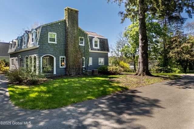 33 Nelson Avenue, Saratoga Springs, NY 12866