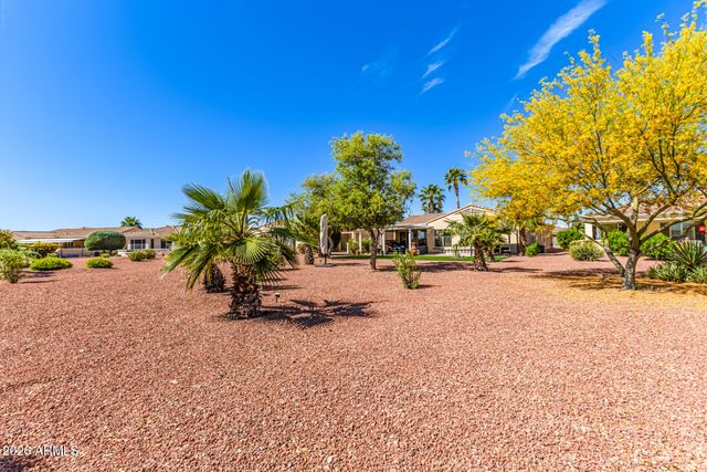 22127 N ARRELLAGA Drive, Sun City West, AZ 85375