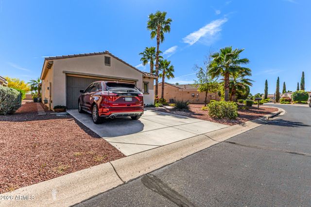 22127 N ARRELLAGA Drive, Sun City West, AZ 85375