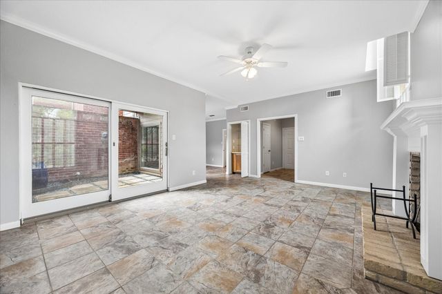 7447 Cambridge Street 32, Houston, TX 77054