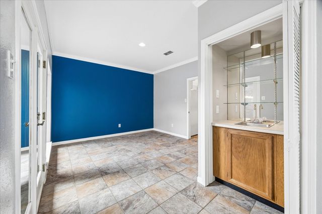 7447 Cambridge Street 32, Houston, TX 77054
